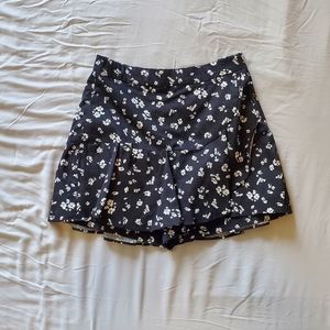 BUNDLE 2 FOR $35 New Zara Floral Skort